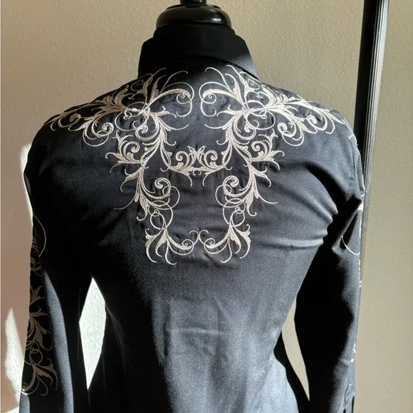 Roper Black Button-Up Shirt with Beige Embroidery🖤 - Picture 7 of 9